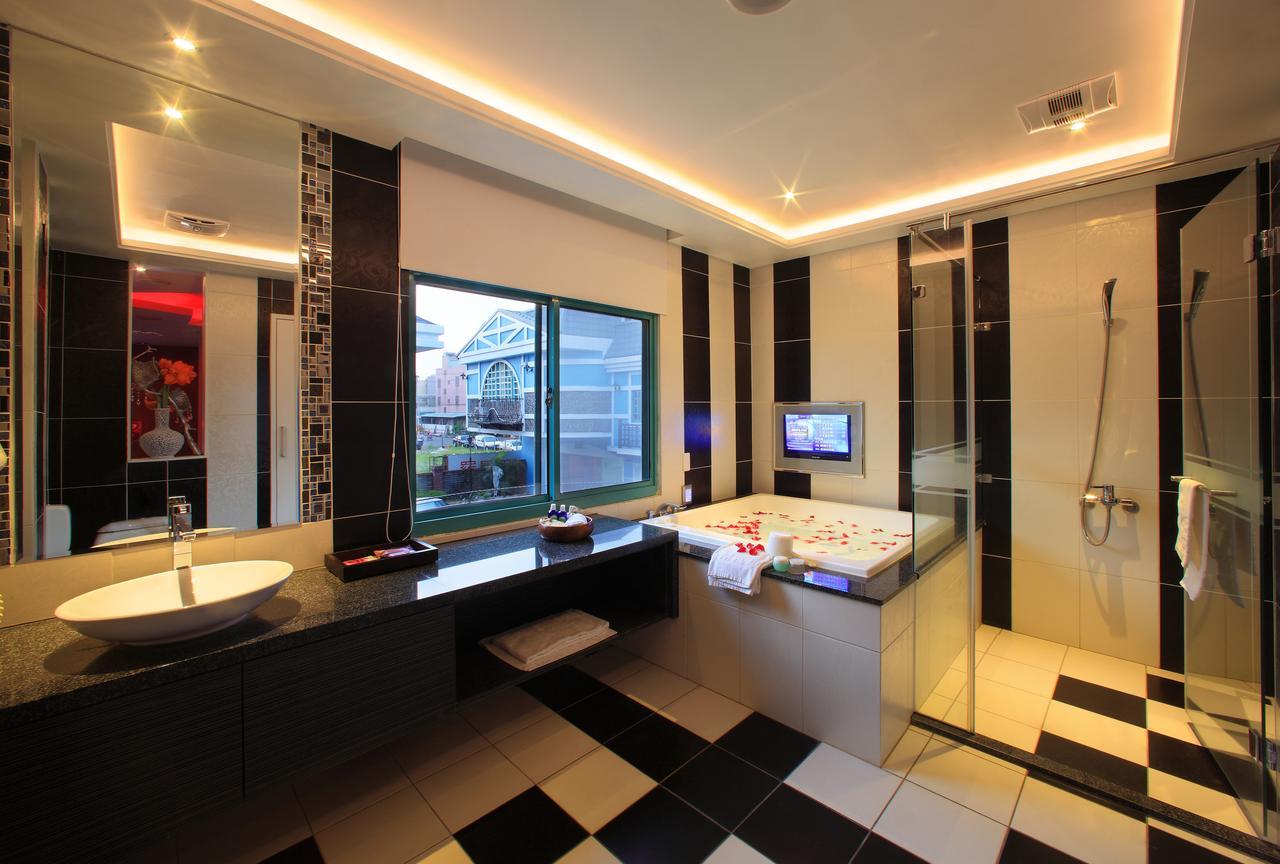 Roman Vacation Motel Dali ภายนอก รูปภาพ